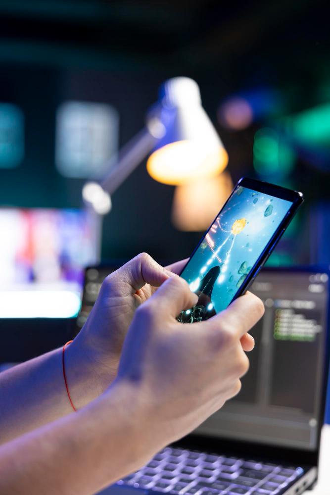 Augmented Reality (nexAR): Bringing Static Images to Life